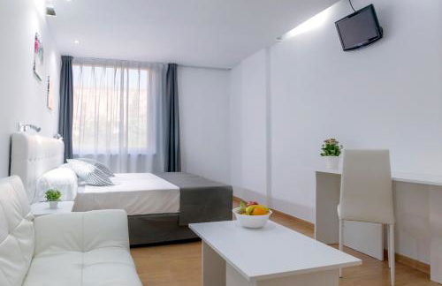 Boutique Urban Madrid Genova - Photo 74