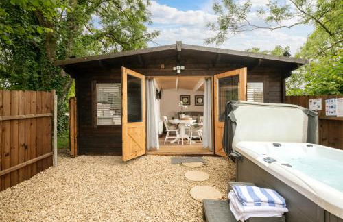 Hazel Tree Hut - Cosy Woodland Cabin with Private Hot Tub - Photo 1