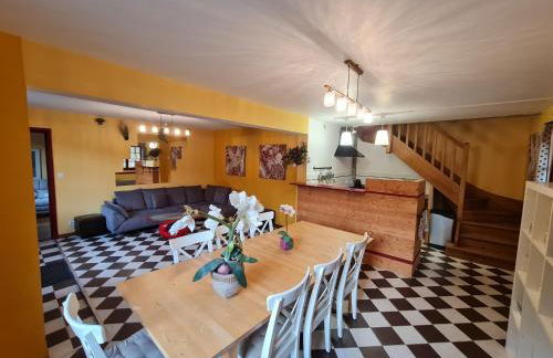 Gîte de l'orangerie du château de Jallanges- 11 personnes - Foto 8