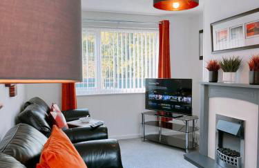 Modern 3-bed house with parking - Chorley Near M61 - Foto 1