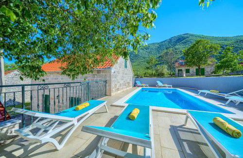 Villa Roglić with Pool and Outdoor Sports Area - Tennis, Mini Golf - Foto 53