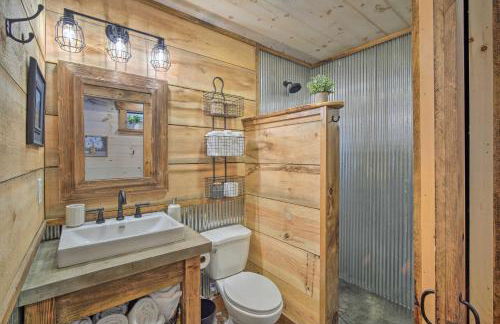 Stunning Cabin Getaway with Private Hot Tub! - Foto 16