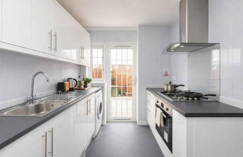 Peaceful Family & Workers Home Near Train Station - Foto 9