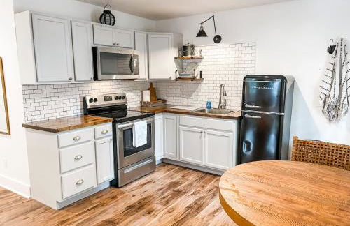 New Studio Apt w KING Bed 1mi to Columbias Sq - Foto 29