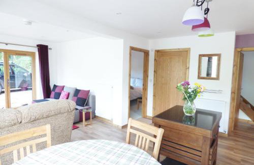 Woodland Cottage - Photo 5