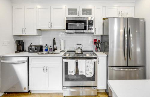 Quiet Kingston Getaway - 3 Mi to Beaches! - Foto 11