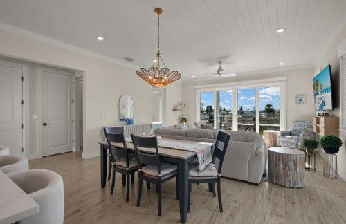 Villa Capri - 2025 Luxury Build - Steps to beach - Foto 16