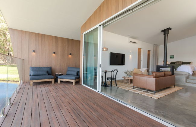 Edge Luxury Villas - Photo 17