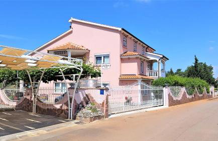 Apartment Villa Engel with Pool - Photo 46