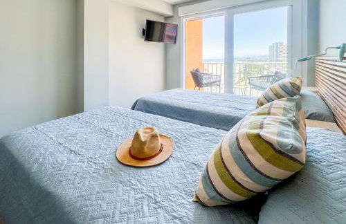 El Séptimo Cielo de la Bahía de los Naranjos - Primera Línea de Playa - Foto 21