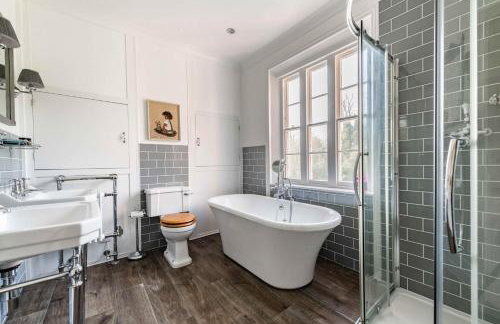 Bressingham Lodge by Leap Escapes - Photo 8