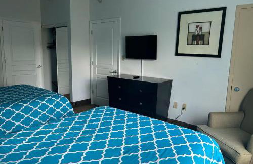 Cozy Condo near Disney World with Shuttle to parks - Foto 65