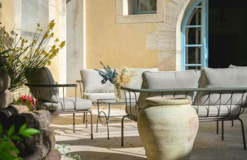 Artist's Villa With Pool Near Aix-En-Provence - Foto 3