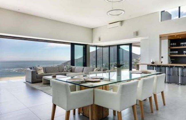 Luxurious Holiday Villa w Views Pool Jacuzzi Halo Villa - Photo 24