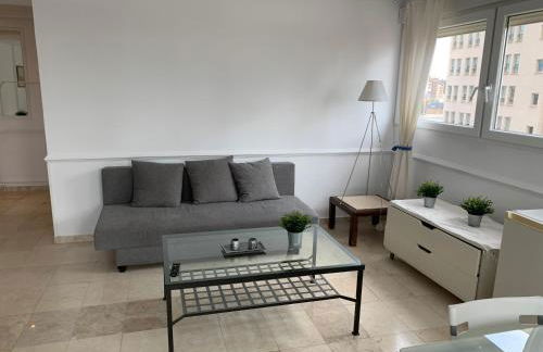 Pisos con piscina de temporada corta estancia - Foto 21