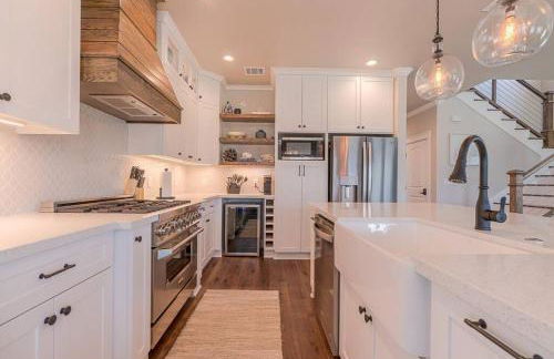 Stunning beach house just a short walk to beach - Foto 15