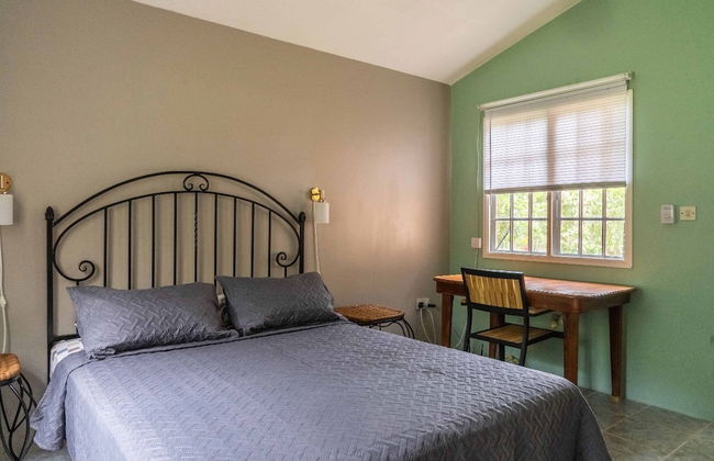 Kootney Resorts - Photo 14