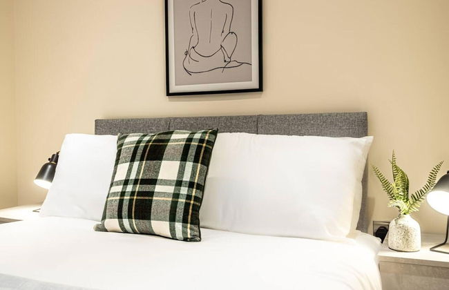 Contemporary One Bedroom Flat by Sojo Stay - Foto 2