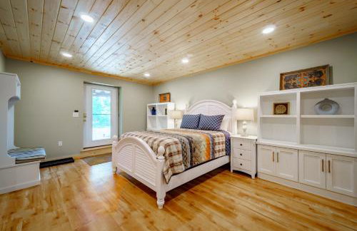 Adirondack Alpine Cabin with Hot Tub, Near Whiteface, Lake Placid, Game Rm, Fenced Yard, Views - Foto 46