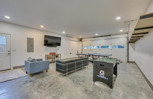 Waterfront Patio! Stylish Family Home in Everett - Photo 3