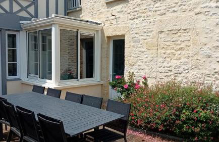Embruns maison spacieuse rénovée 5 ch 3 sdb 2 WC belle terrasse aménagée barbecue à 250 m de la plage en plein centre d' Arromanches au coeur des plages du débarquement, proximité de Bayeux - Foto 52