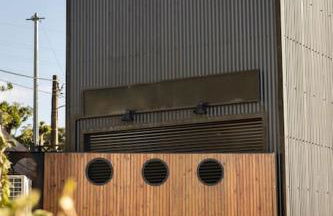 Dark Studio - Photo 31