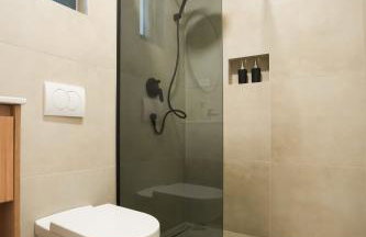 Newly built Villa MarVista with 4 bedrooms,infinity pool & stunning sea and mountain views - Photo 28