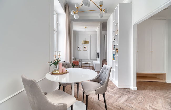 MARGI Aura Apartment - Photo 17