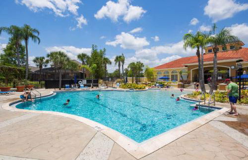 Walkin' on Sunshine - 5 bed pool home in Terra Verde Resort near Disney - Foto 7