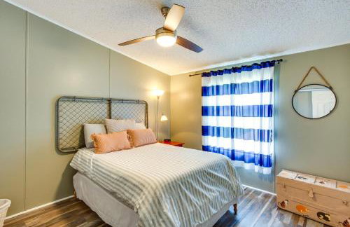 Hot Tub and Dock Lakefront Mabank Home - Foto 19