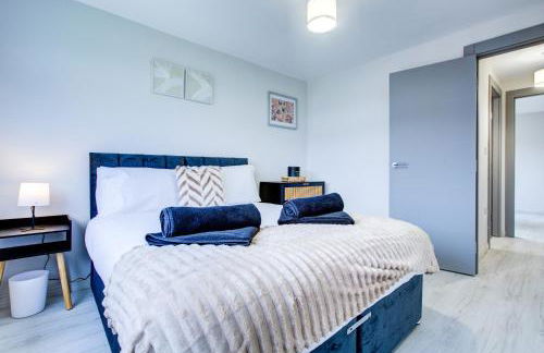 Modern 2 Bed in High Wycombe by ARP Homes, Ideal for Families or Business, Free Parking - Foto 32