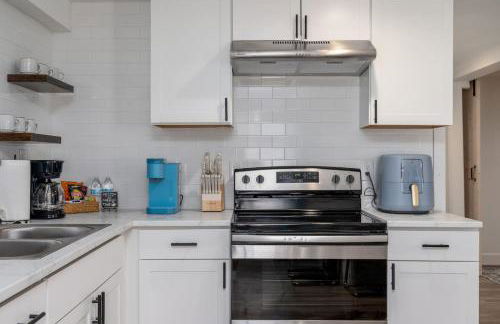 Cocoa Hideaway with Air Hockey, Darts and Beach Gear - Foto 51