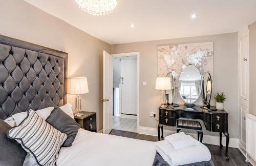 Hexham Town Centre, Market Place View - Photo 77