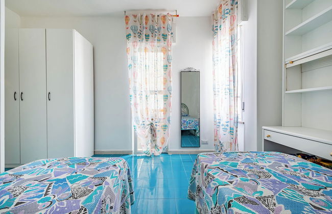 Sea Tower Apartment Bari sea Front - Photo 5