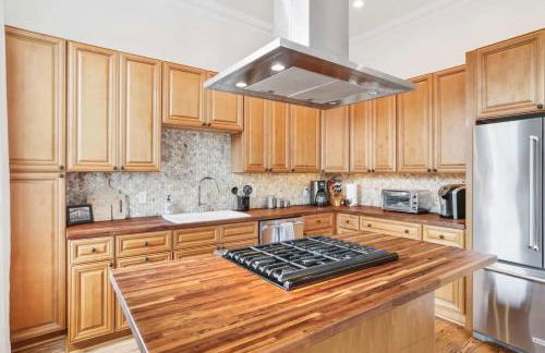 The Burgundy House #1 Steps to the French Quarter - Foto 12