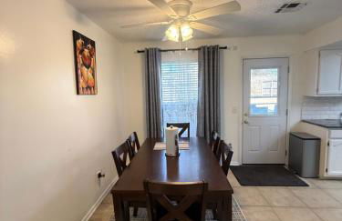 Emmanuel House - Photo 23