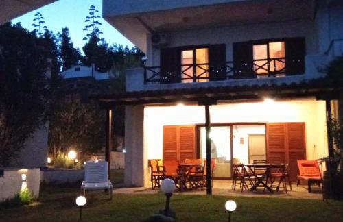 Rebekka's Guest House Elani - Foto 4