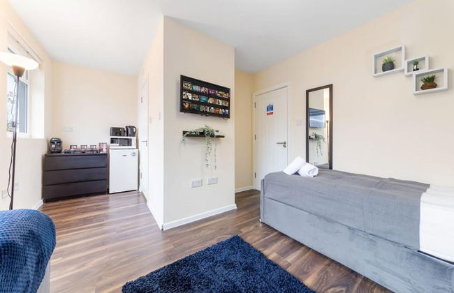 Spacious Sleeps 3 Ensuite Room In Twickenham TW7 - Foto 3