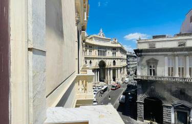 Appartamento sul Teatro San Carlo - Photo 10