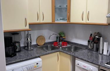 Channing Apartment - Photo 10