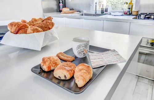 Villa St Simon - 11 couchages, piscine, parking, parfait entre famille, amis ou pros - Foto 37