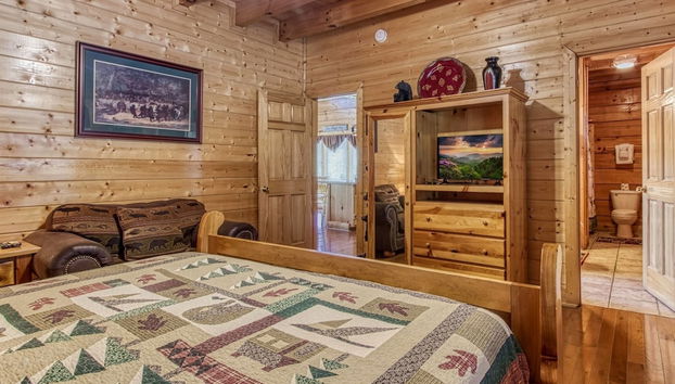 Ern850 - Simply The Best - Great Location - Close To All The Action! 4 Bedroom Cabin by RedAwning - Foto 3, Habitación