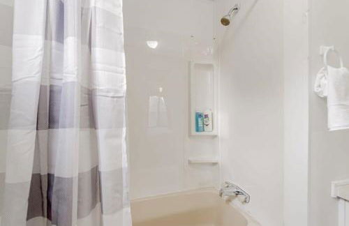 15mins to Downtown- Adorable on Taylor Both Units - Photo 60