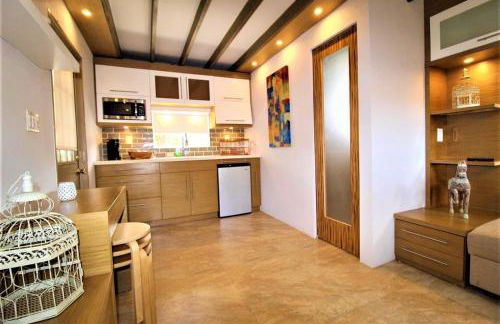 Delightful Sukiya Tiny House! Japanese Garden in Homestead - Foto 47