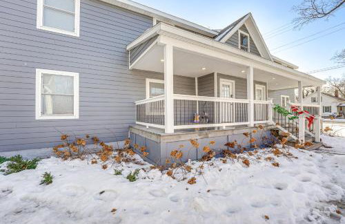 Serene and Updated Escape 1 Mi to Heritage Landing - Foto 26