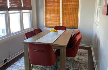 DOWN TOWN BUNGALOW Entire home available - Foto 11