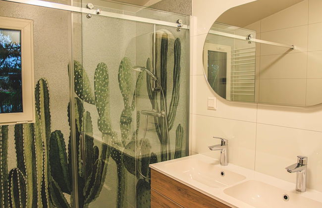 Modern Holiday Home With Terrace - Photo 17