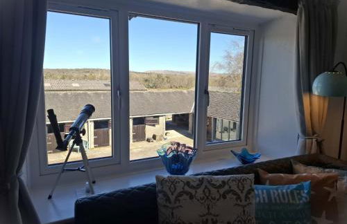 The Coach House, Yealand Redmayne perfect for a family in a rural setting, bring your dogs and horse - Photo 11