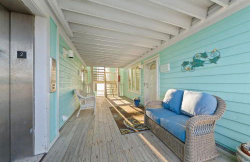 Nestled Inn Ocean Views at Kure Beach - Foto 6