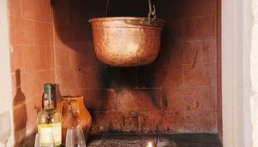 GIOVINAZZO HISTORIC APULIA old town stone house with private patio - Foto 5